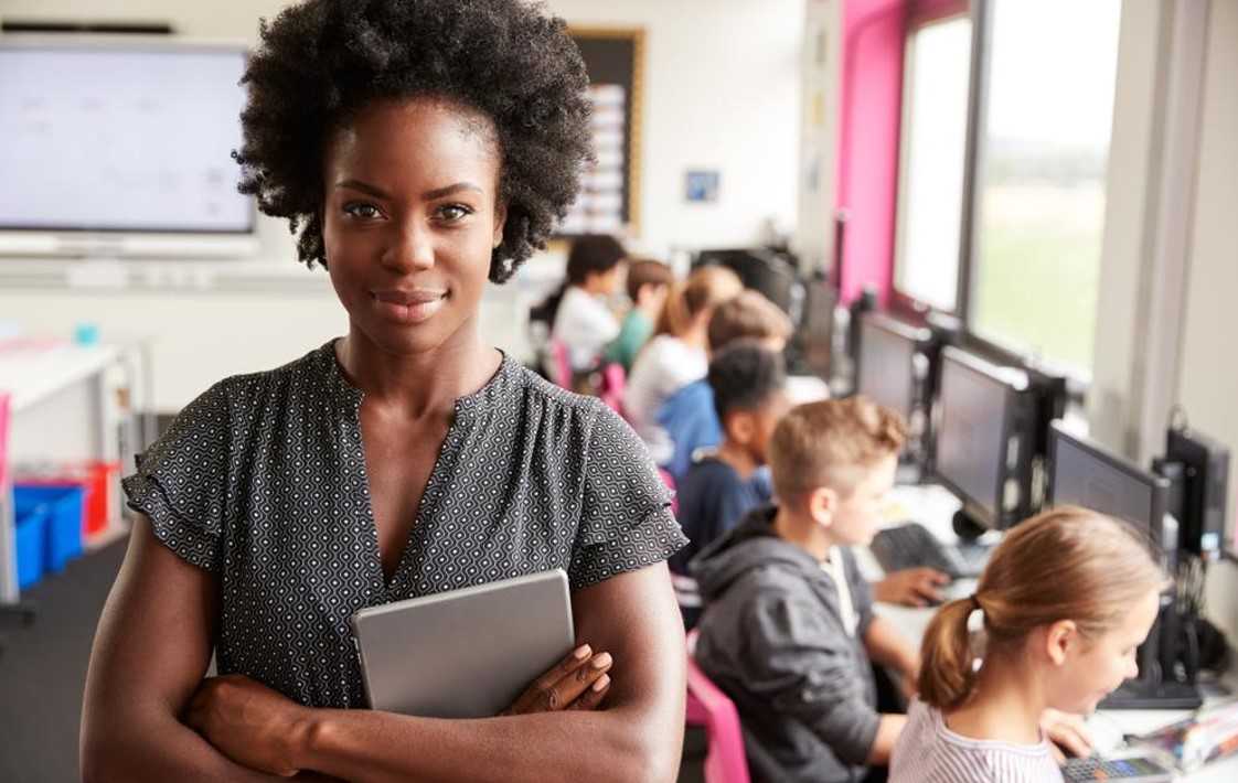 computer teacher in class