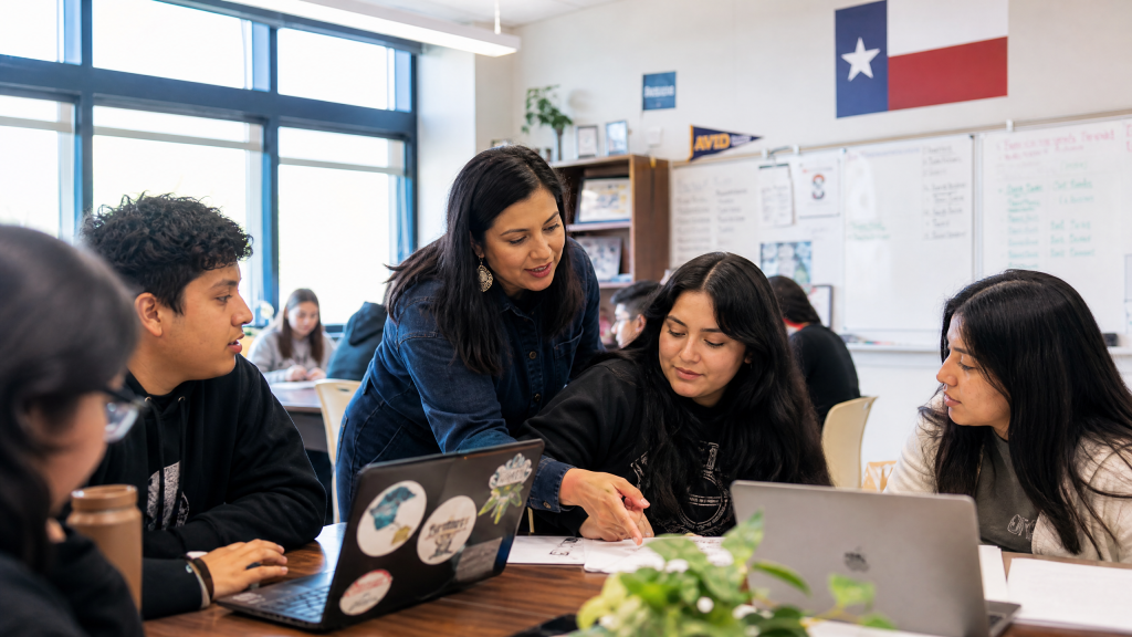 Best grad courses texas Texas teacher helping student